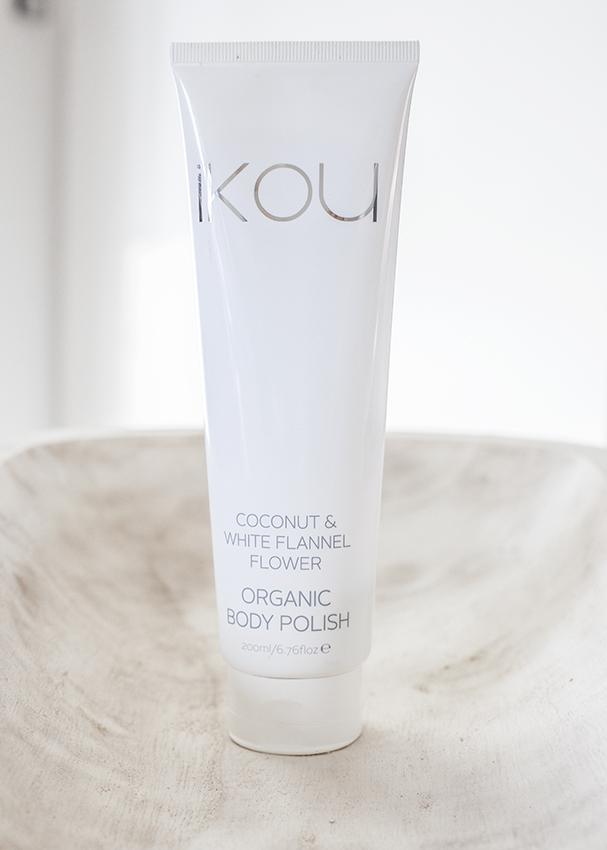 
                  
                    COCONUT & WHITE FLANNEL FLOWER ORGANIC BODY POLISH - iKOU
                  
                