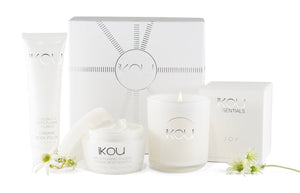 
                  
                    WHITE FLANNEL FLOWER “JOY” GIFT BOX - iKOU
                  
                